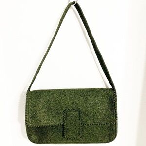 Carlo D’Santi Felted Shoulder Bag Pinked Edges Flap Closure with Velcro Tab 🟩⬛️